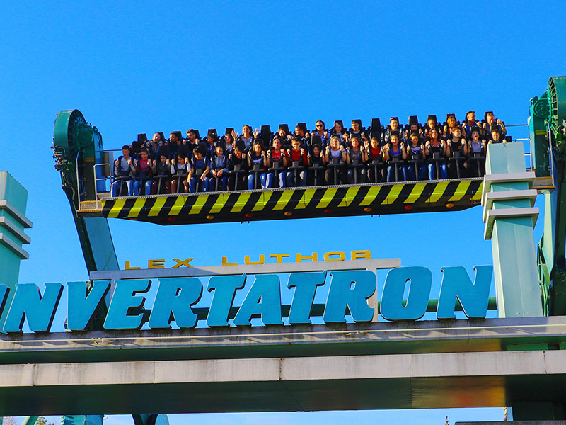 Personas subidas al Lex Luthor Invertatron