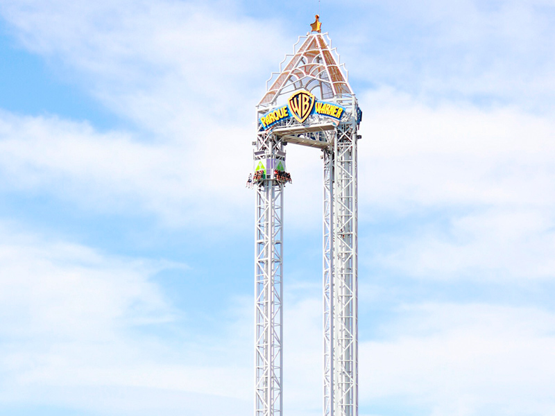 Atracción El Enigma de Parque Warner