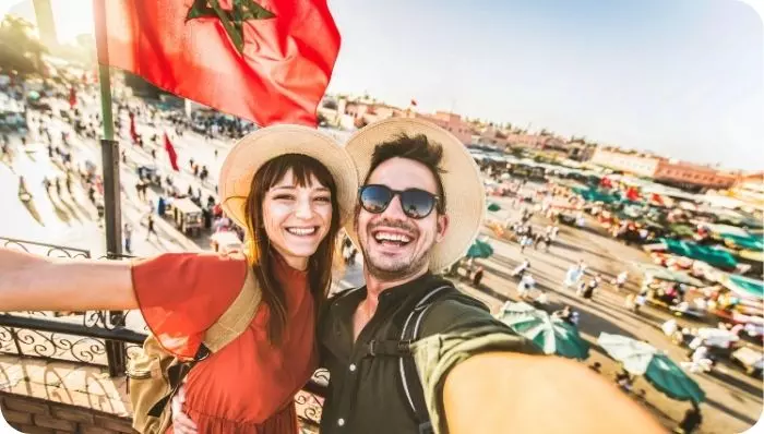 Pareja disfrutando de Marrakech